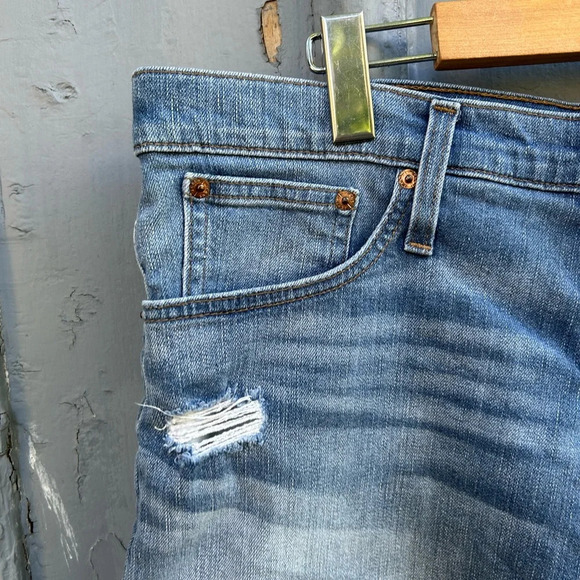 J  Crew High Rise Shorts, size 32 - Picture 7 of 11